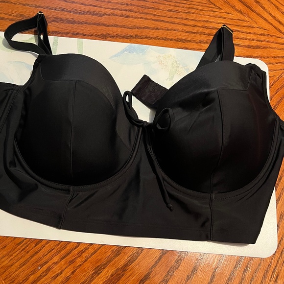 Smart and Sexy Long Lined Swim Top - Picture 6 of 13